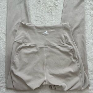 Adidas Womens leggings 🩶